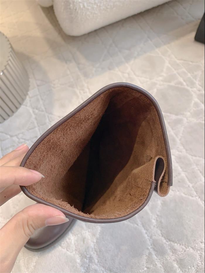 2025112818522241 500